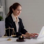 Порівняння юридичних компаній за послугою «юрист із реструктуризації боргів»